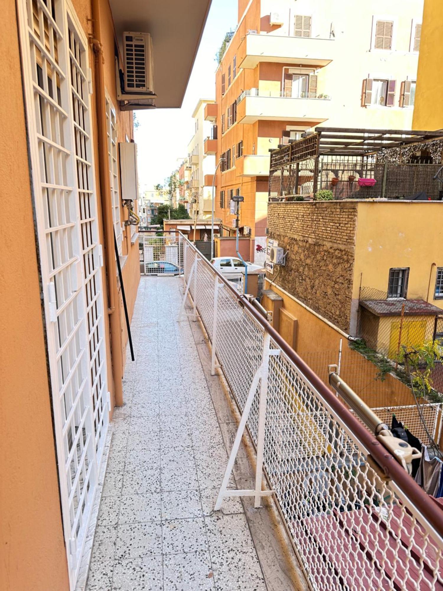 Ferienwohnung La Chiave Del 23, Roma In Tasca Exterior foto